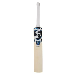 SG RP Icon Ultimate English Willow Cricket Bat – Premium Grade 3 willow, 9 straight grains, lightweight, balanced profile, and powerful sweet spot.